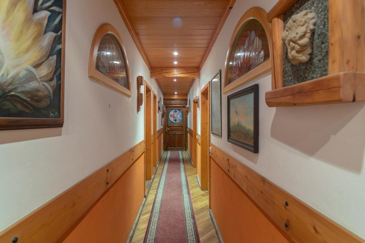 Cozy, Bright And Affordable Single Studio - Free Parking Ljubljana Bagian luar foto